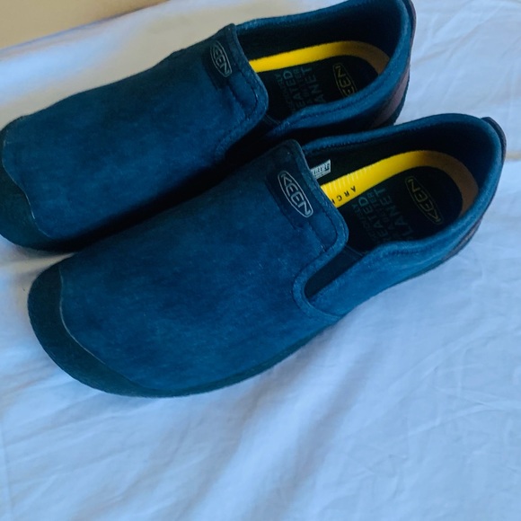 Keen Howser Canvas - Picture 6 of 6